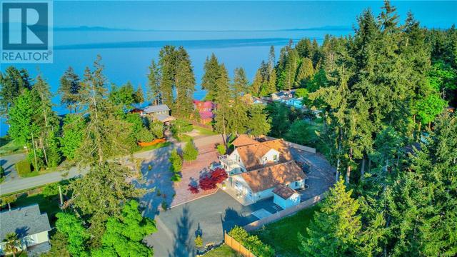 4686 Maple Guard Dr, House detached with 3 bedrooms, 4 bathrooms and 2 parking in Nanaimo H BC | Image 90