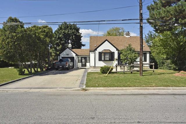 8 Wardlaw Cres, House detached with 4 bedrooms, 3 bathrooms and 7 parking in Toronto ON | Image 23