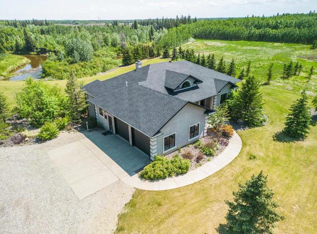 712005 Rr100, House detached with 5 bedrooms, 5 bathrooms and null parking in Grande Prairie County No. 1 AB | Image 2