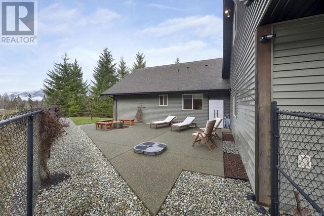 290 Tal Rd, House detached with 3 bedrooms, 3 bathrooms and 4 parking in Lake Cowichan BC | Image 7