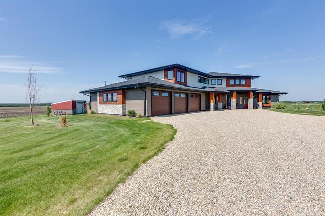 39504 Range Road 282, House detached with 5 bedrooms, 4 bathrooms and null parking in Lacombe County AB | Image 8