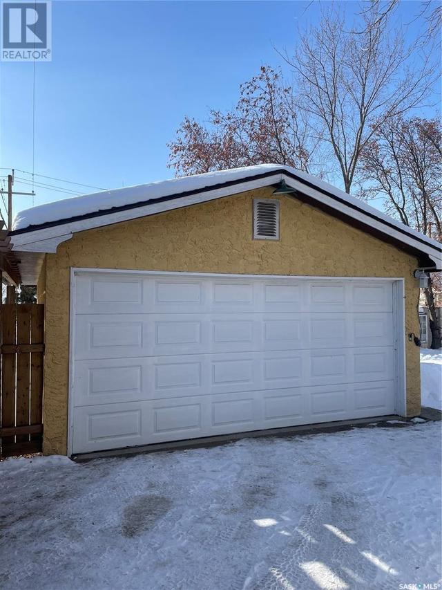 1412 95th Street, House detached with 3 bedrooms, 2 bathrooms and null parking in North Battleford CY SK | Image 21