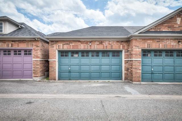 1032 Bur Oak Ave, House attached with 3 bedrooms, 4 bathrooms and 3 parking in Markham ON | Image 35