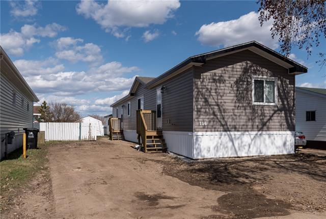 116 Grenfell Crescent, House detached with 3 bedrooms, 2 bathrooms and 3 parking in Wood Buffalo AB | Image 1