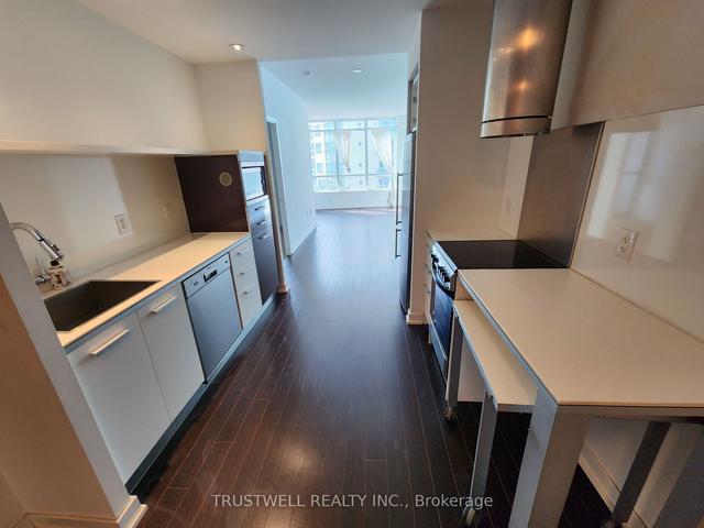 619 - 38 Dan Leckie Way, Condo with 1 bedrooms, 2 bathrooms and 1 parking in Toronto ON | Image 3