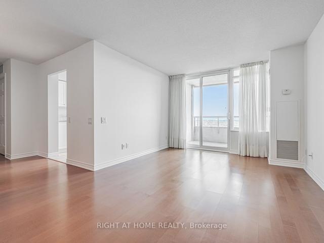2410 - 61 Town Centre Crt, Condo with 3 bedrooms, 2 bathrooms and 1 parking in Toronto ON | Image 5