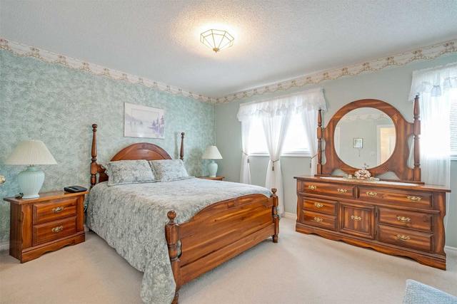 672 Ewing St, House detached with 3 bedrooms, 2 bathrooms and 4 parking in Cobourg ON | Image 7