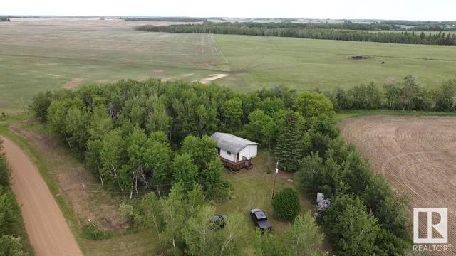 19042 Victoria Tr, House detached with 3 bedrooms, 0 bathrooms and null parking in Smoky Lake County AB | Image 36