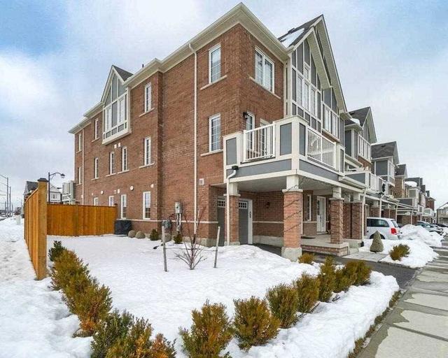 80 Bond Head Crt, House attached with 3 bedrooms, 3 bathrooms and 3 parking in Milton ON | Image 12