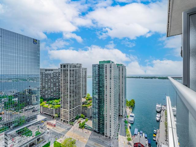 3202 - 8 York St, Condo with 2 bedrooms, 2 bathrooms and 1 parking in Toronto ON | Image 7