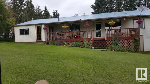 43176 Hwy 56, House detached with 4 bedrooms, 3 bathrooms and 8 parking in Camrose County AB | Image 4