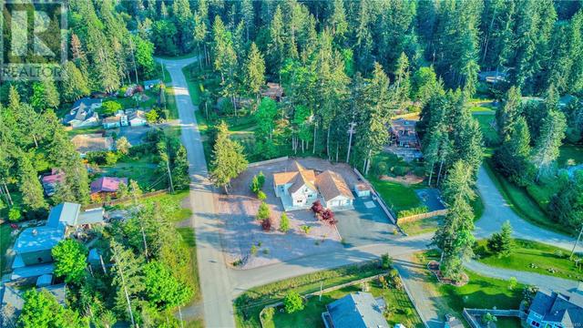 4686 Maple Guard Dr, House detached with 3 bedrooms, 4 bathrooms and 2 parking in Nanaimo H BC | Image 86