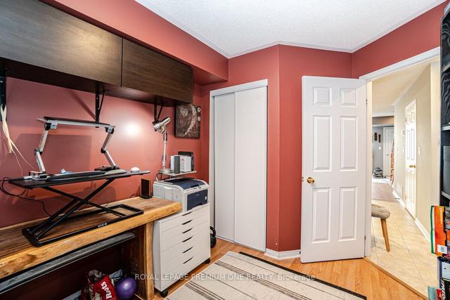 16 - 20 Turntable Cres, Townhouse with 3 bedrooms, 2 bathrooms and 2 parking in Toronto ON | Image 30