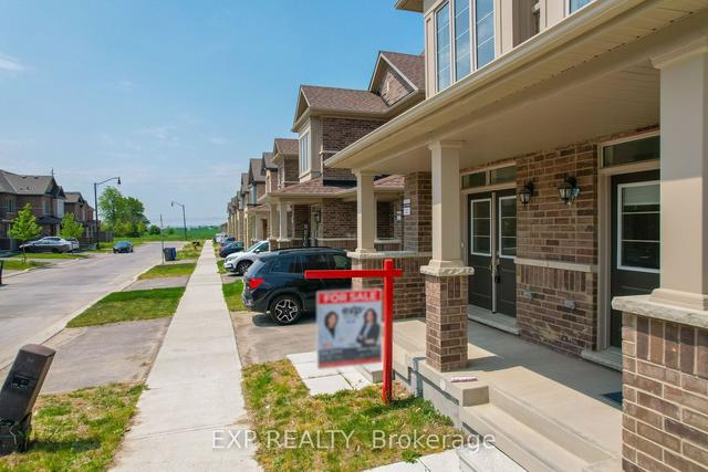 110 Adventura Rd N, House attached with 4 bedrooms, 3 bathrooms and 2 parking in Brampton ON | Image 29