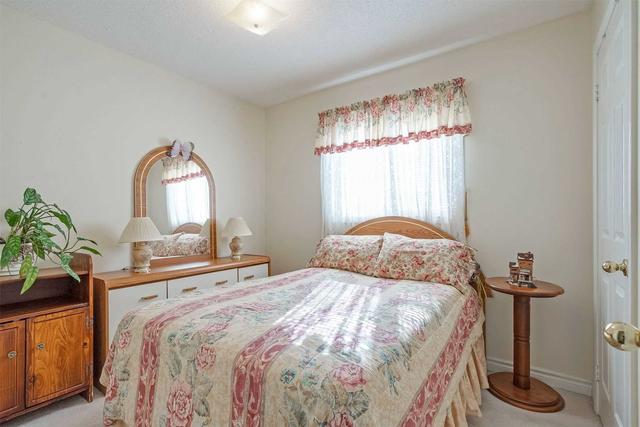 672 Ewing St, House detached with 3 bedrooms, 2 bathrooms and 4 parking in Cobourg ON | Image 11
