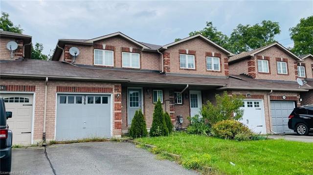 386 Dunsmore Lane, House attached with 4 bedrooms, 1 bathrooms and 3 parking in Barrie ON | Image 6
