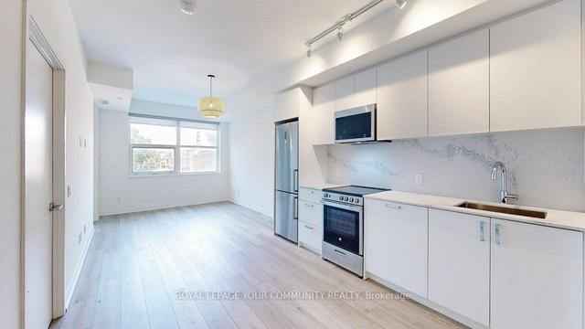 219 - 1787 St Clair Ave W, Condo with 2 bedrooms, 2 bathrooms and 1 parking in Toronto ON | Image 3