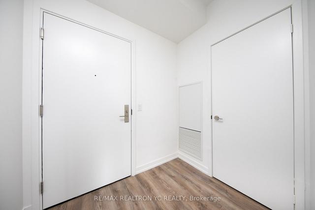 2414 - 20 Edward St, Condo with 1 bedrooms, 1 bathrooms and 0 parking in Toronto ON | Image 13