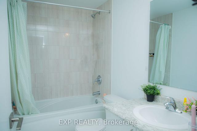 420 - 1 Falaise Rd, Condo with 1 bedrooms, 2 bathrooms and 1 parking in Toronto ON | Image 2
