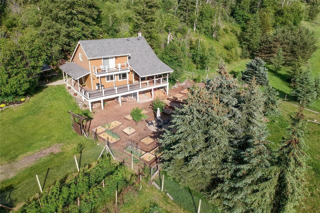 575 North Fork Road, House detached with 4 bedrooms, 2 bathrooms and 2 parking in North Okanagan E BC | Image 58