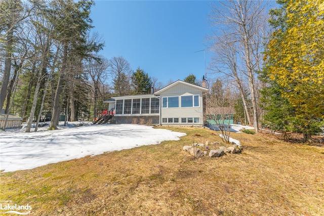 1033 Watson Road, House detached with 3 bedrooms, 2 bathrooms and null parking in Lake of Bays ON | Image 24
