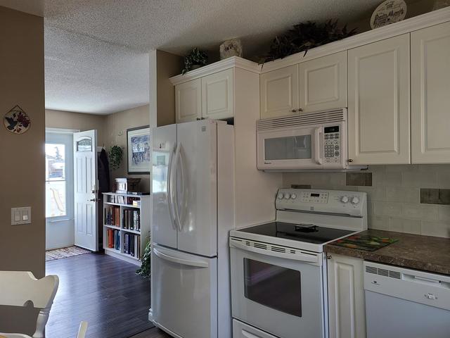 9600 99 Avenue, House detached with 2 bedrooms, 1 bathrooms and 4 parking in Sexsmith AB | Image 15