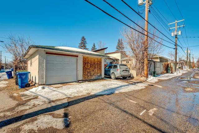 2011 2 Avenue Nw, House detached with 3 bedrooms, 2 bathrooms and 2 parking in Calgary AB | Image 32
