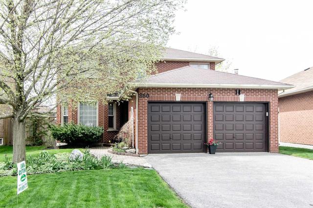 860 Bradley Dr, House detached with 4 bedrooms, 3 bathrooms and 2 parking in Whitby ON | Image 1