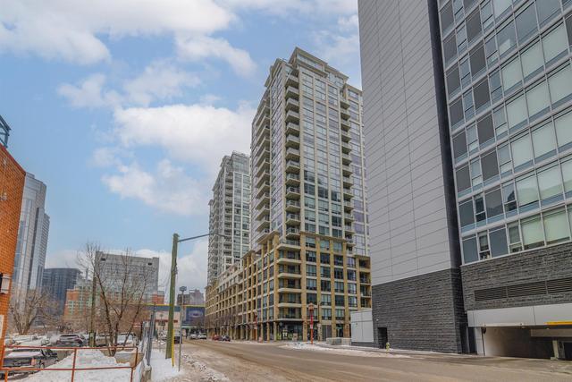 1924 - 222 Riverfront Avenue Sw, Condo with 1 bedrooms, 1 bathrooms and 1 parking in Calgary AB | Image 1