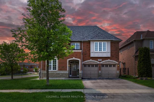 2523 Highmount Cres, House detached with 4 bedrooms, 4 bathrooms and 4 parking in Oakville ON | Image 1