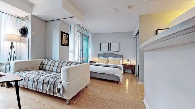 436 - 109 Front St E, Condo with 0 bedrooms, 1 bathrooms and 0 parking in Toronto ON | Image 10