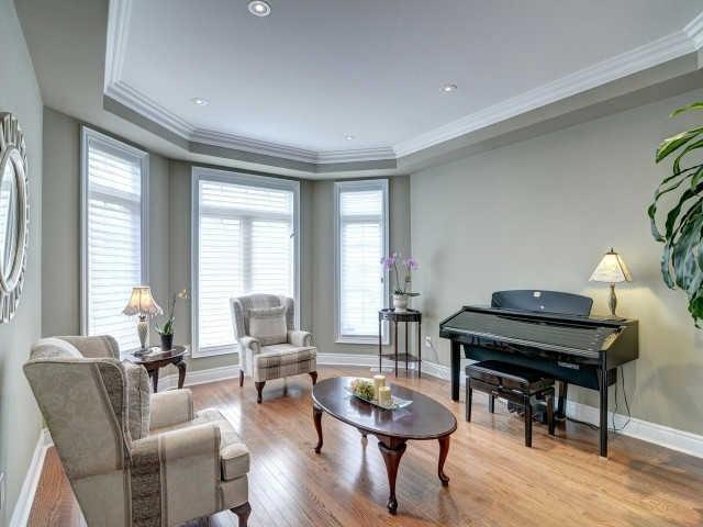 6748 Golden Hills Way, House detached with 4 bedrooms, 4 bathrooms and 2 parking in Mississauga ON | Image 5