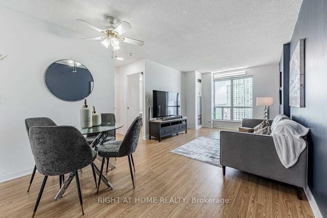 1503 - 8 Lee Centre Dr, Condo with 2 bedrooms, 2 bathrooms and 1 parking in Toronto ON | Image 16
