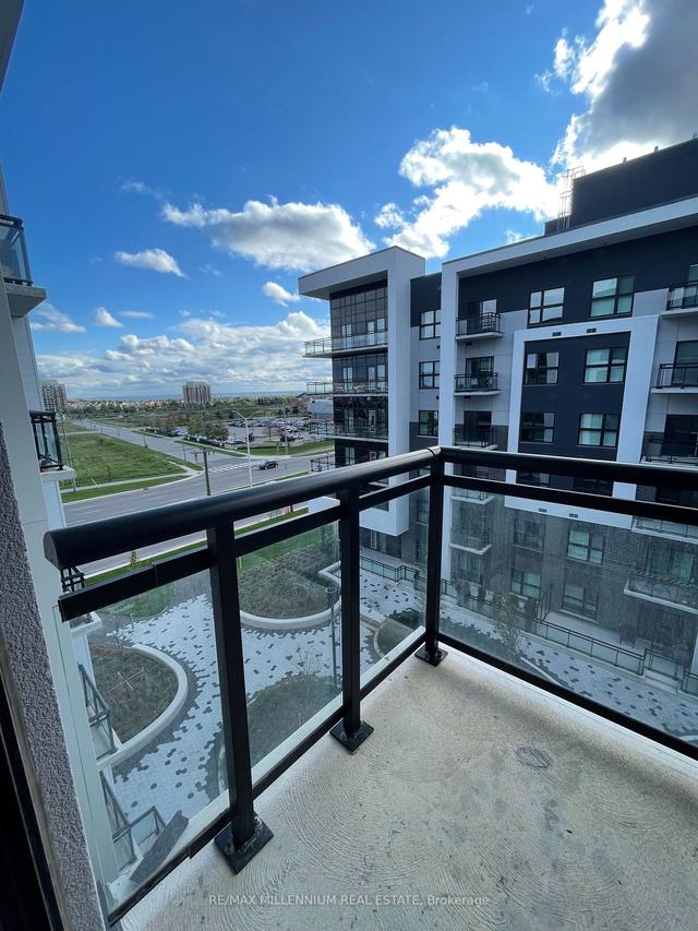 524 - 128 Grovewood Common, Condo with 1 bedrooms, 1 bathrooms and 1 parking in Oakville ON | Image 6