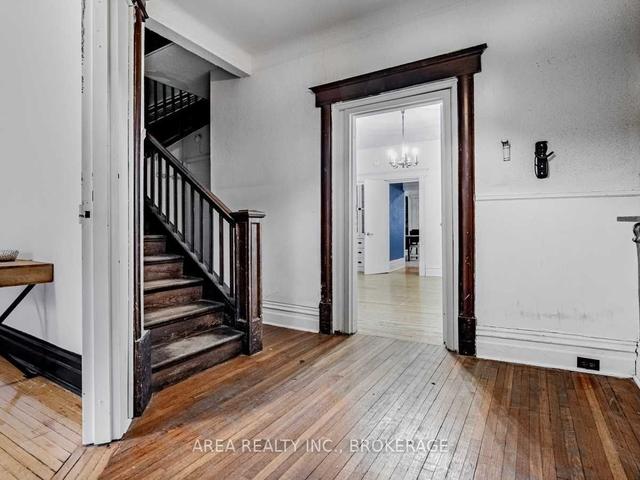 530 Euclid Ave, House semidetached with 4 bedrooms, 4 bathrooms and 2 parking in Toronto ON | Image 17