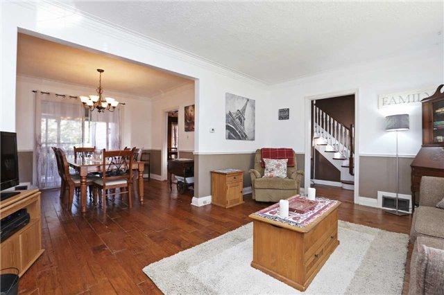 79 Haslam St, House detached with 3 bedrooms, 3 bathrooms and 2 parking in Toronto ON | Image 3