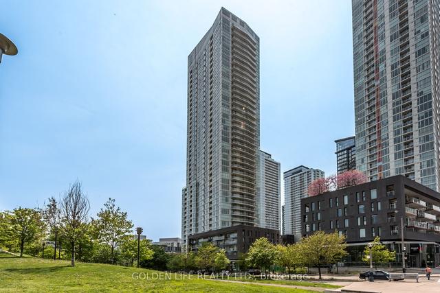 4206 - 75 Queens Wharf Rd, Condo with 3 bedrooms, 2 bathrooms and 1 parking in Toronto ON | Image 1