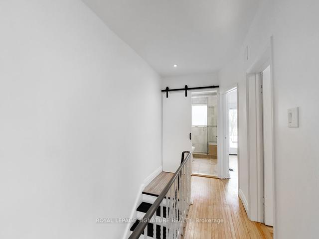 985 Shaw St, House detached with 4 bedrooms, 2 bathrooms and 0 parking in Toronto ON | Image 25