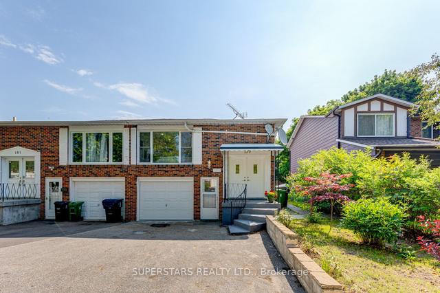 179 Apache Tr, House semidetached with 3 bedrooms, 2 bathrooms and 5 parking in Toronto ON | Image 1