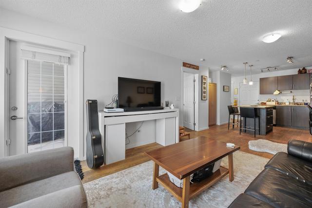 6215 - 755 Copperpond Boulevard Se, Condo with 1 bedrooms, 1 bathrooms and 2 parking in Calgary AB | Image 2