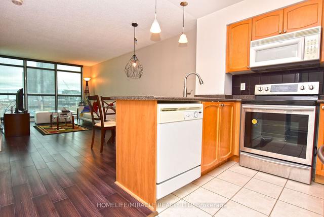 1209 - 18 Yonge St, Condo with 1 bedrooms, 2 bathrooms and 1 parking in Toronto ON | Image 15