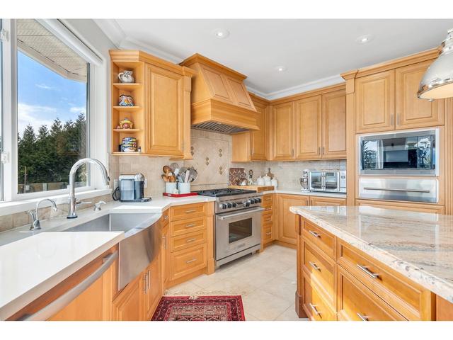 1230 St. Andrews Road, House detached with 5 bedrooms, 3 bathrooms and 6 parking in Sunshine Coast F BC | Image 14