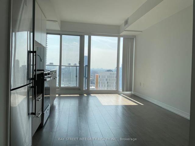 3907 - 251 Jarvis St, Condo with 0 bedrooms, 1 bathrooms and 0 parking in Toronto ON | Image 5