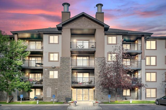2408 - 8 Bridlecrest Drive Sw, Condo with 2 bedrooms, 2 bathrooms and 1 parking in Calgary AB | Image 1