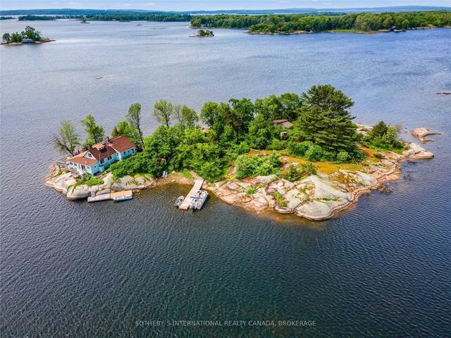 2 Island 20/Sawdust, House detached with 2 bedrooms, 1 bathrooms and 6 parking in Georgian Bay ON | Image 21