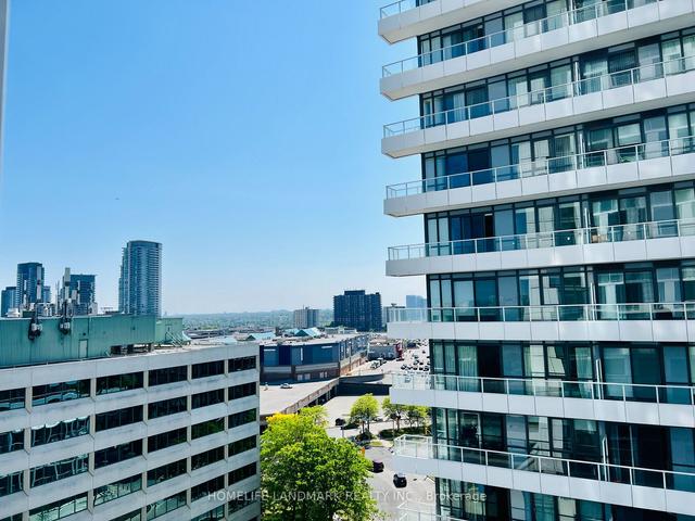 1116 - 188 Fairview Mall Dr, Condo with 1 bedrooms, 2 bathrooms and 1 parking in Toronto ON | Image 4