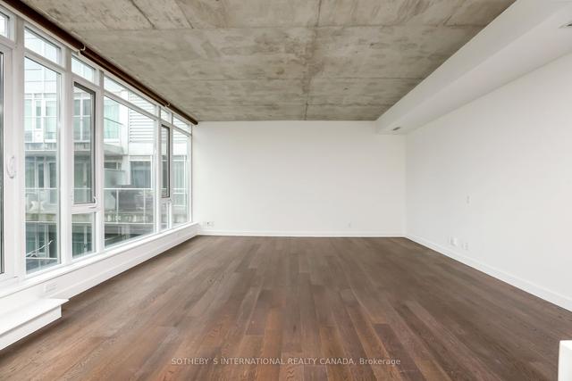 918 - 75 Portland St, Condo with 1 bedrooms, 2 bathrooms and 1 parking in Toronto ON | Image 3