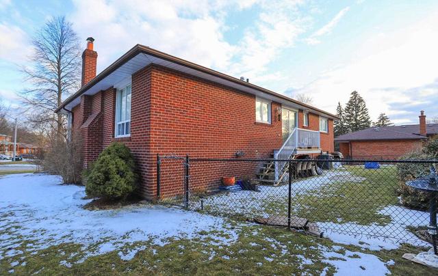 80 Pioneer Lane, House detached with 3 bedrooms, 3 bathrooms and 6 parking in Vaughan ON | Image 29