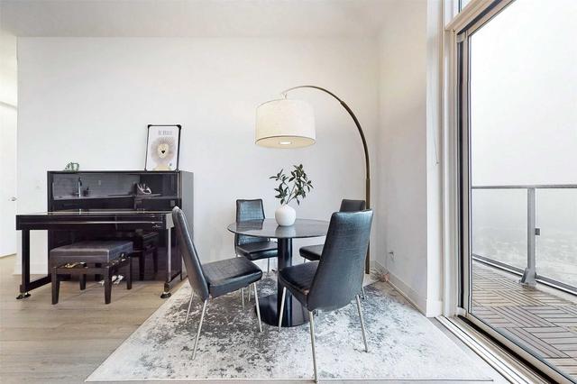 uph06 - 5180 Yonge St, Condo with 2 bedrooms, 3 bathrooms and 2 parking in Toronto ON | Image 2