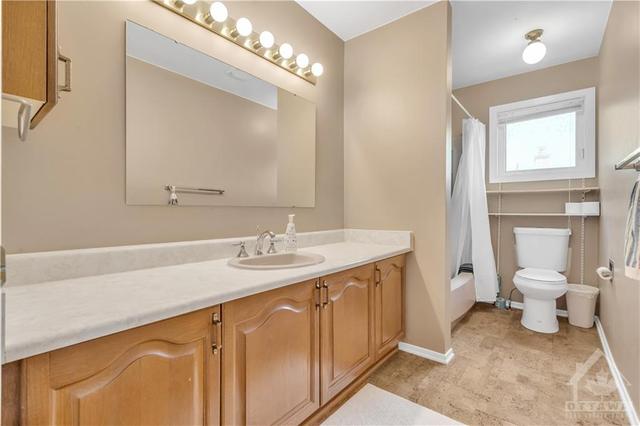 746 Cezanne Crescent, House detached with 4 bedrooms, 3 bathrooms and 6 parking in Ottawa ON | Image 22